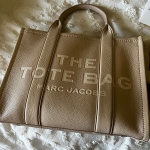 Marc Jacobs the leather small tote